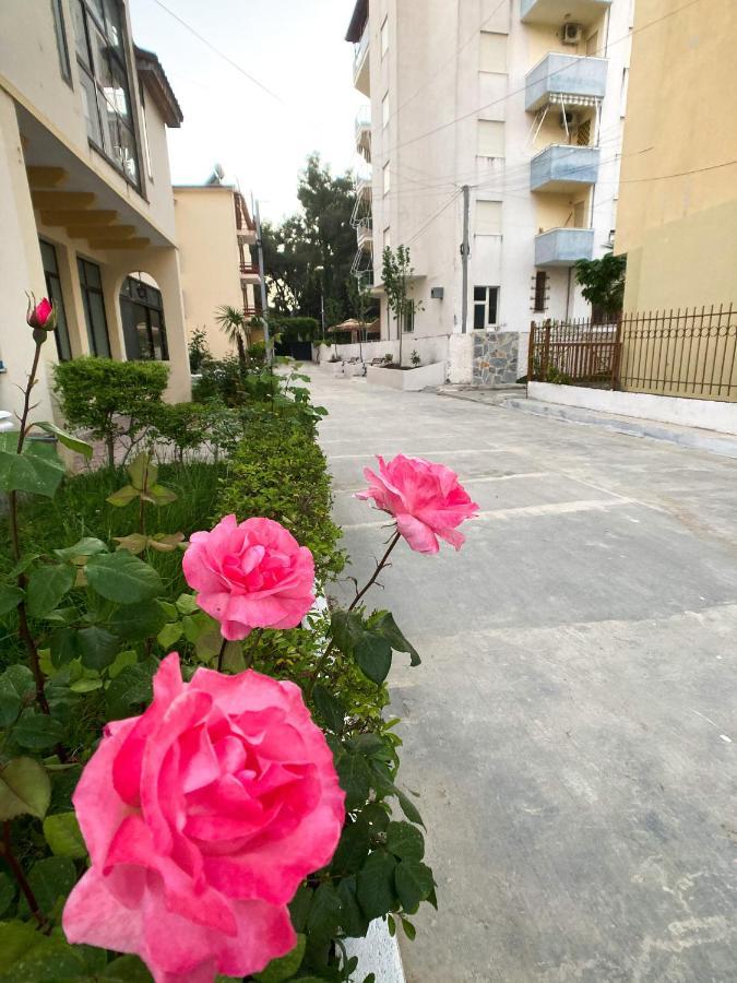 Promo Price September - Home By The Sea 1 Min From The Beach Golem  Exterior foto